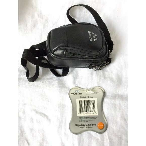 Compact Camera Carrying Case, Black - Picture 8 of 10